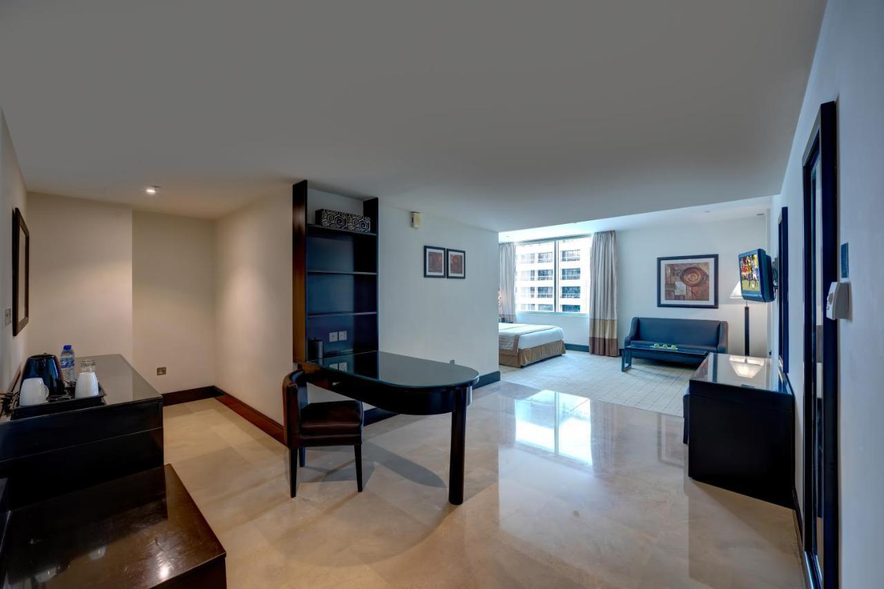 Holiday Inn Dubai Al Barsha By Ihg Εξωτερικό φωτογραφία